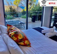 NEW Sunshine Beach Family Escape 3 bedroom with Free Wifi and Parking - Surfers Gold Coast
