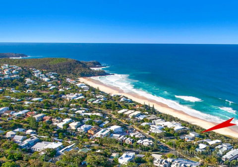 NEW Sunshine Beach Family Escape 3 Bedroom With Free Wifi And Parking - Surfers Gold Coast 2