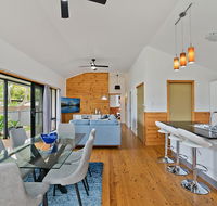 Newcastle Short Stay Apartments - Glebe Road Adamstown - Surfers Gold Coast