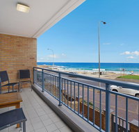 Newcastle Short Stay Apartments - Sandbar Newcastle Beach - Surfers Gold Coast