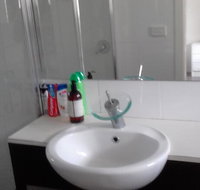 Nice single room in modern townhouse - Surfers Gold Coast