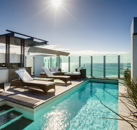 Nirvana By The Sea - Surfers Gold Coast