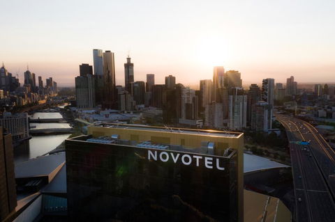 Novotel Melbourne South Wharf - Surfers Gold Coast 2