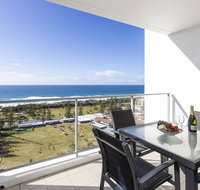 Ocean Pacific Resort - Official - Surfers Gold Coast