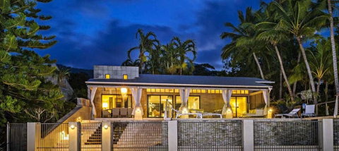 Oceans Edge Beach House At Oak Beach - Surfers Gold Coast 3