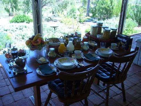 Old Miners' Cottages Bed And Breakfast - Surfers Gold Coast 3