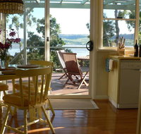 Olive's Cottage - Surfers Gold Coast