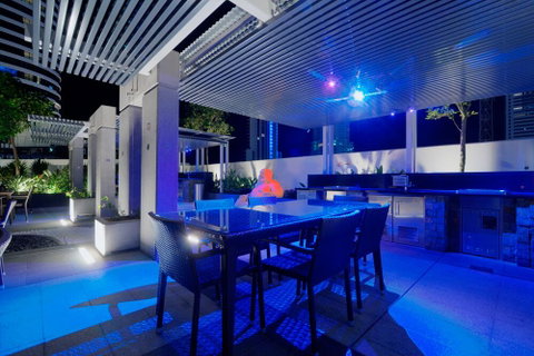 Oracle Broadbeach - Surfers Gold Coast 1