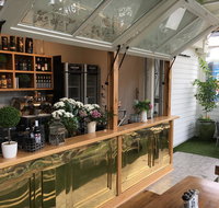 Oscars Hotel and Cafe Bar - Surfers Gold Coast