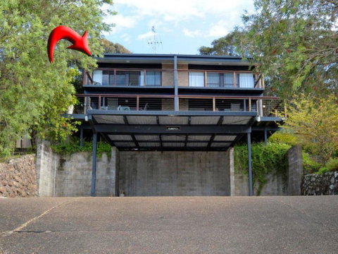Our Place @ Fingal Bay - Surfers Gold Coast 1