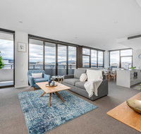 Oversized Luxe 1 Bedder - Amazing Barton - Gym - Surfers Gold Coast