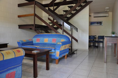 Palm Waters Holiday Villas - Surfers Gold Coast 1