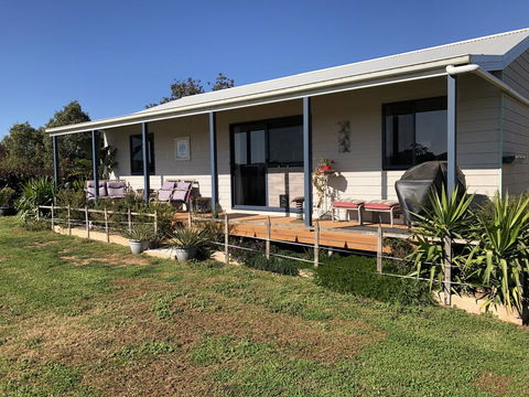 PANORAMA @ Lismar Lodge - Surfers Gold Coast 0