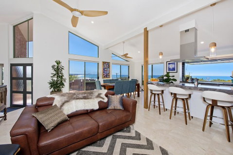 Panorama Beach House - Surfers Gold Coast 3