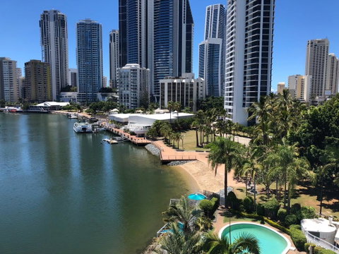 Panorama Tower Riverfront Apartments - Surfers Gold Coast 0