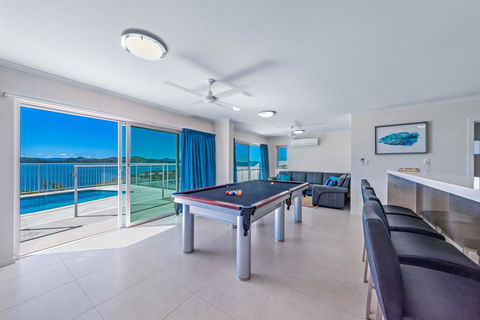 Panoramic Island Views - Shute Harbour - Surfers Gold Coast 2