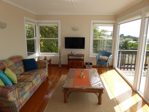 Panoramic Views On Walter - Surfers Gold Coast 3
