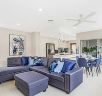 Park Avenue Luxe Townhouse Brand New Sleeps 9 - Surfers Gold Coast
