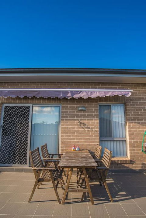 PEACEFUL 2Kingbed RootyHill Townhouse Near Station - Surfers Gold Coast 3