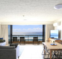 Pelican Sands Beach Resort - Surfers Gold Coast