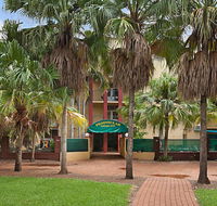 Peninsular Apartments - Surfers Gold Coast