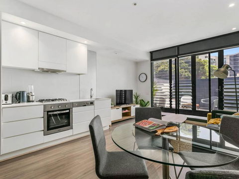 PERFECTLY PRAHRAN - Your Mecca Of Social And Style - Surfers Gold Coast 0