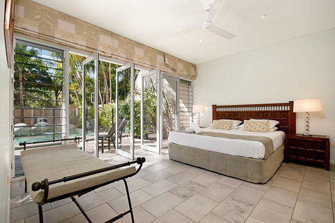Port Douglas Condo - Surfers Gold Coast 2