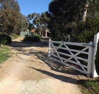 Port Elliot rural retreat - Surfers Gold Coast