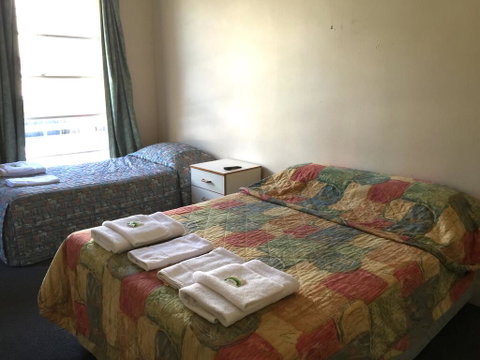 Port Macquarie Hotel - Surfers Gold Coast 3