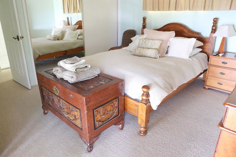 Porters Plainland Lockyer Valley B&B - Surfers Gold Coast 1