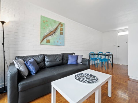 Pronto Apartments - Surfers Gold Coast 2