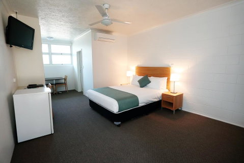Q Express - Surfers Gold Coast 0
