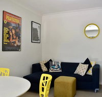 Quiet 1 Bedroom Flat in Concord - Surfers Gold Coast