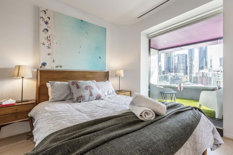QV2 APARTMENT ON SWANSTON ST - Surfers Gold Coast 0