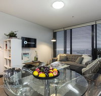 Redfern One Bedroom Apartment with Views - Surfers Gold Coast