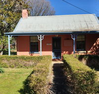 Redruth - 2 bedroom cottage situated in wandiligong - Surfers Gold Coast