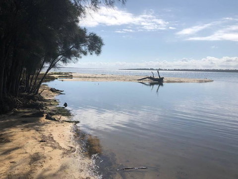 Relax At Dawesville Estuary - Surfers Gold Coast 0