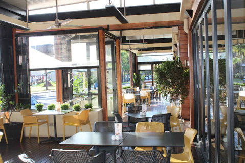 Renmark Hotel Motel - Surfers Gold Coast 2