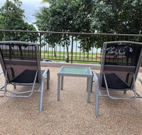 RENTAL All  inclusive Tidy Renovated Studio Apartment on The Strand Pool  - Surfers Gold Coast