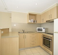 Resort on the Beach with Ocean Glimpses 5214-15 - Surfers Gold Coast