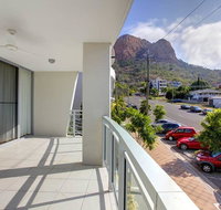 Resort Style Apartment On Gregory - Surfers Gold Coast