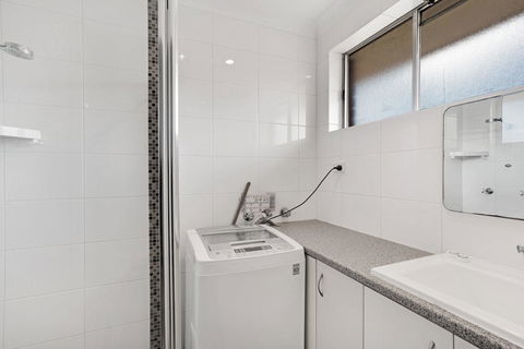Resthaven Only Meters To Sunset Beach! - Surfers Gold Coast 1