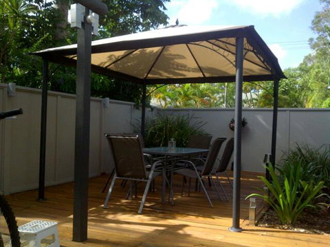 Riverina Beach Villa - Surfers Gold Coast 2