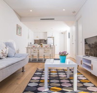 Rosebery APT for Travelling Couple Green Square - Surfers Gold Coast