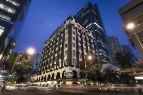 Royal Albert Hotel - Surfers Gold Coast 0