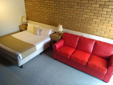 Rutherglen Motor Inn - Surfers Gold Coast 2