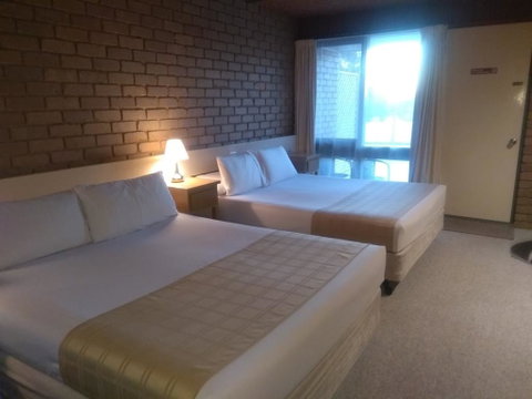 Rutherglen Motor Inn - Surfers Gold Coast 1