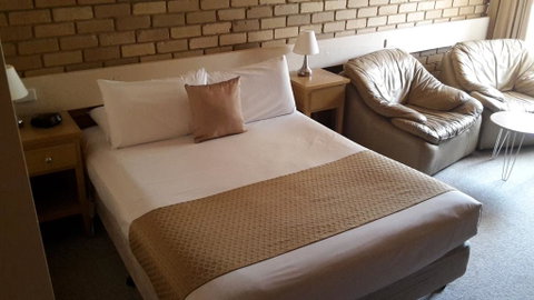 Rutherglen Motor Inn - Surfers Gold Coast 3