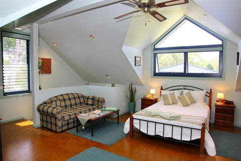 Salamander Bay Bed And Breakfast - Surfers Gold Coast 2