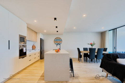 Saltwater Calm At The Cosmopolitan Cotton Tree - Surfers Gold Coast 1